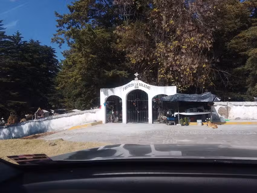 Pante&oacute;n La Soledad