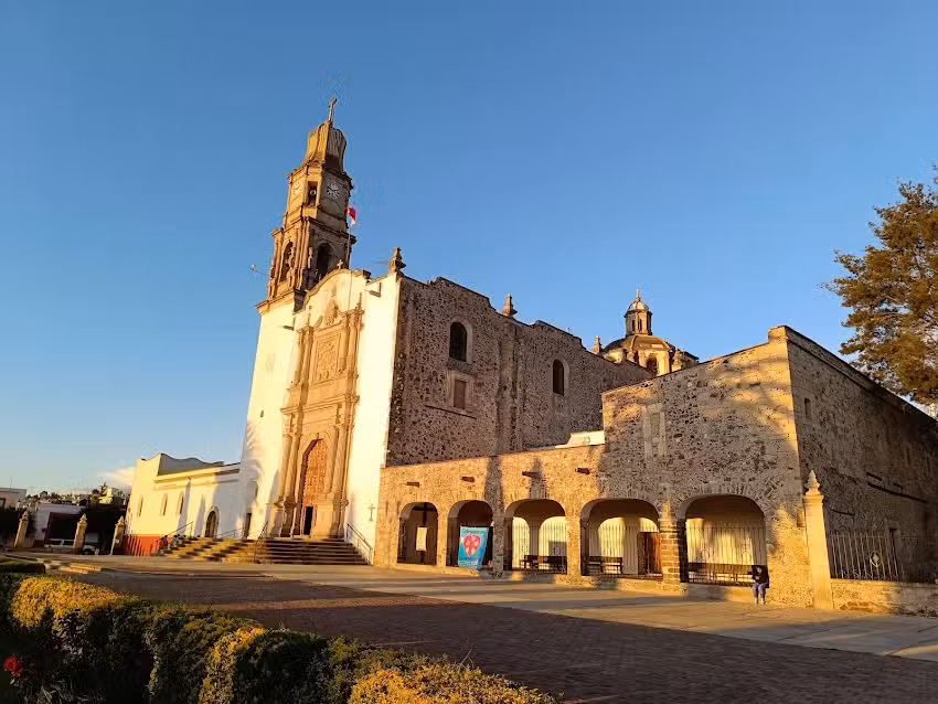 Parroquia de la Asunci&oacute;n y del Sagrado Coraz&oacute;n