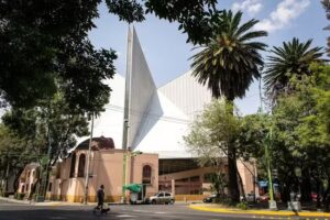 Parroquia de la Coronaci&oacute;n de Santa Mar&iacute;a de Guadalupe