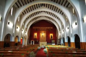 Parroquia de la Inmaculada y San P&iacute;o (Iglesia de Piedra)