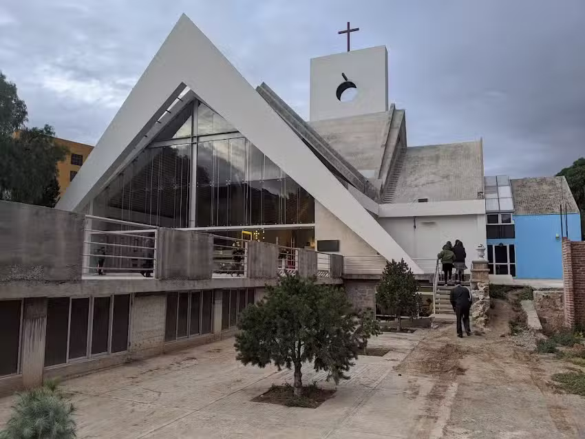 Parroquia de la Medalla Milagrosa