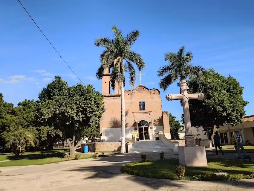 Parroquia De La Natividad De Maria