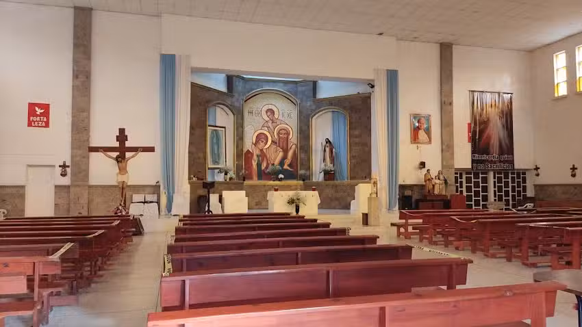 Parroquia De La Sagrada Familia