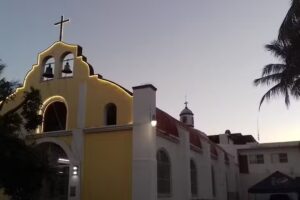 Parroquia de la Santa Cruz de Huanacaxtle
