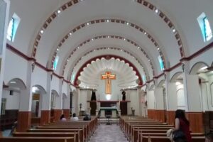 Parroquia De La Santa Cruz Del Calvario