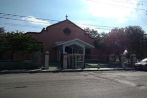 Parroquia de la Sant&iacute;sima Trinidad en Apodaca A.r.