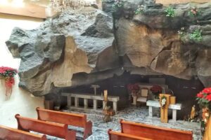 Parroquia de Nuestra Señora de Lourdes