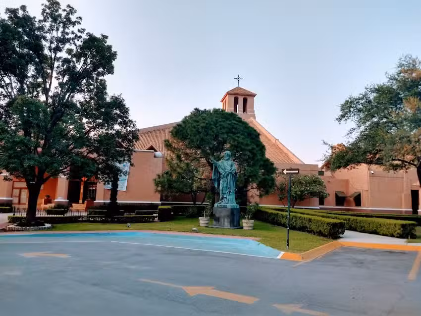 Parroquia de Nuestra Se&ntilde;ora Reina de los &Aacute;ngeles