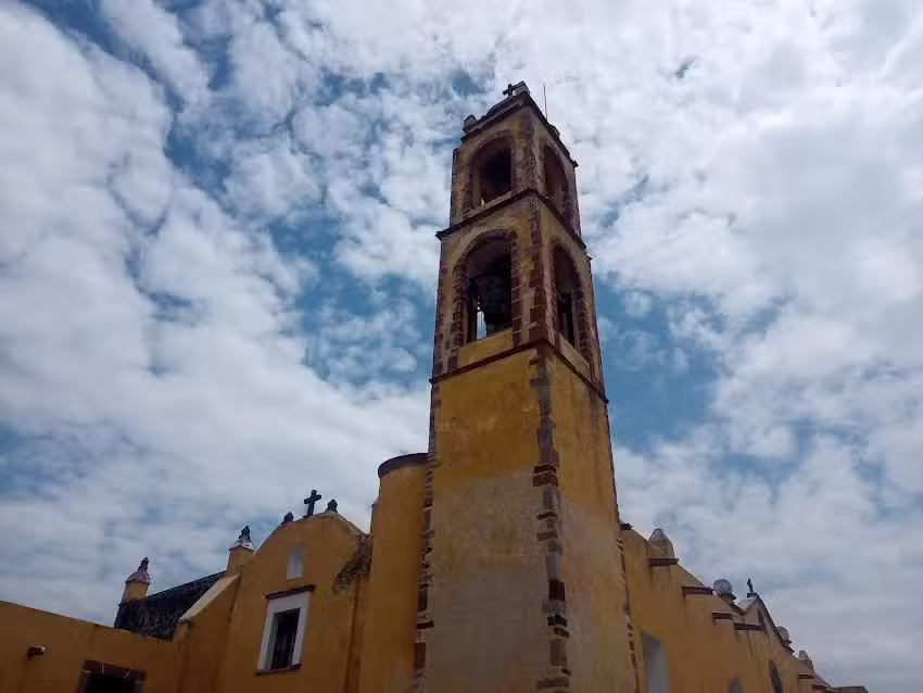 Parroquia de San Bartolom&eacute; Ap&oacute;stol y Santuario Parroquial del Sr de las Tres Ca&iacute;das