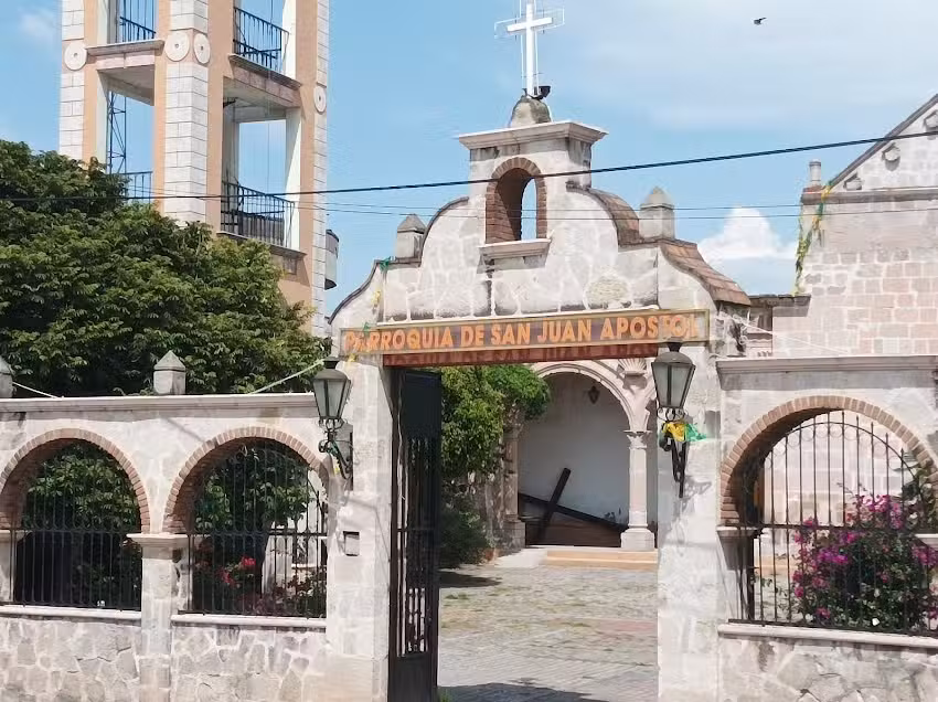 Parroquia de San Juan Evangelista