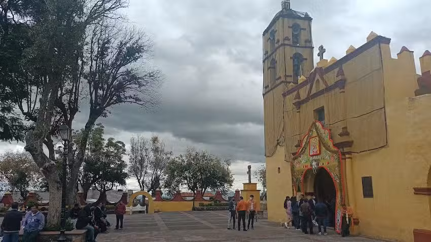 Parroquia de Santa Ana Tlacotenco
