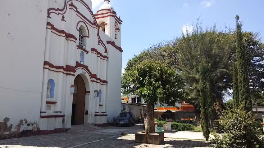 Parroquia de Santa Mar&iacute;a, Ayoquezco