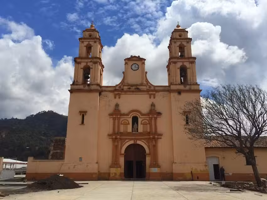 Parroquia de Santiago Ap&oacute;stol, Texcaltitl&aacute;n, M&eacute;x.