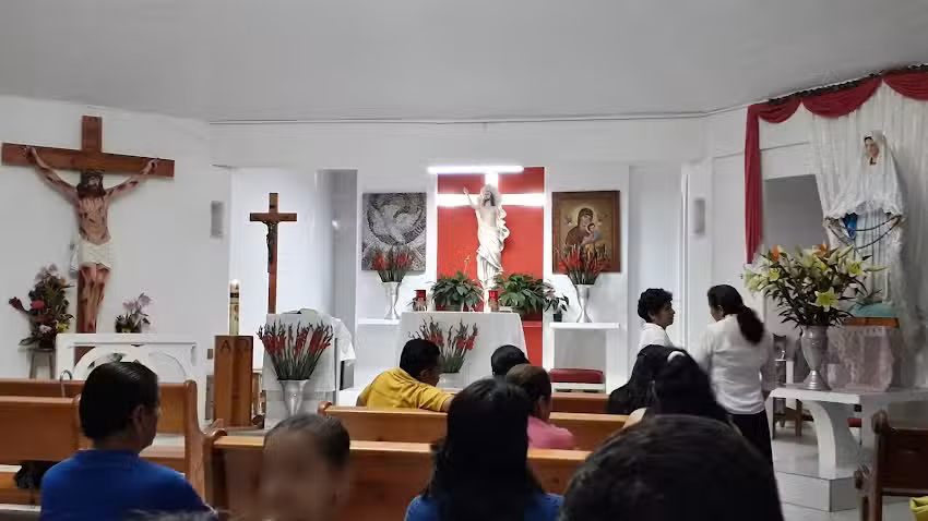 Parroquia del Esp&iacute;ritu Santo y de Santa Mar&iacute;a del Perpetuo Socorro.