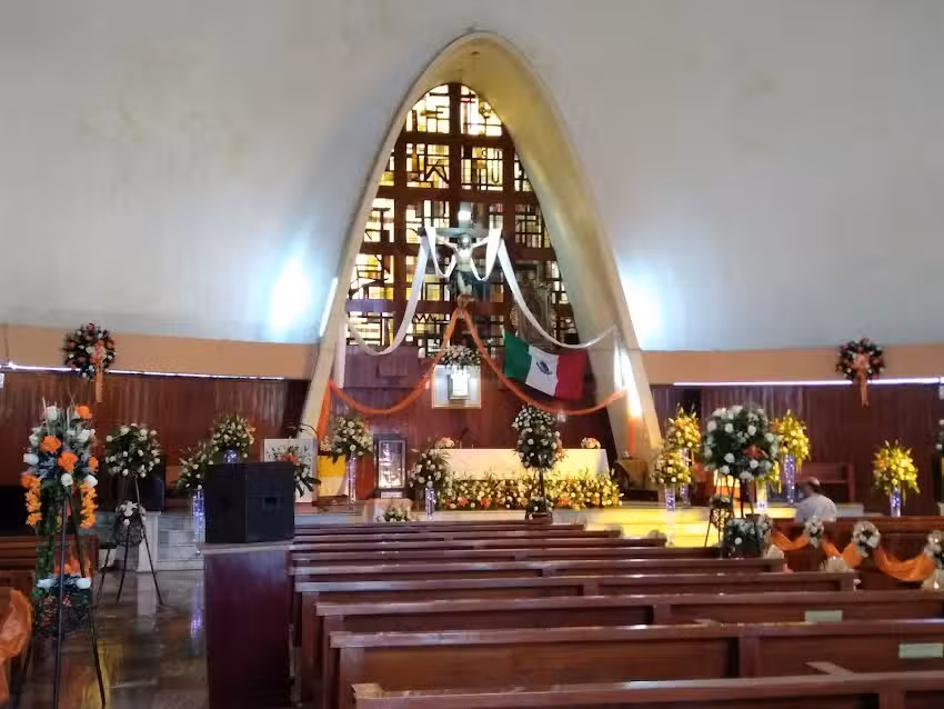 Parroquia del Santo Cristo de la Agon&iacute;a