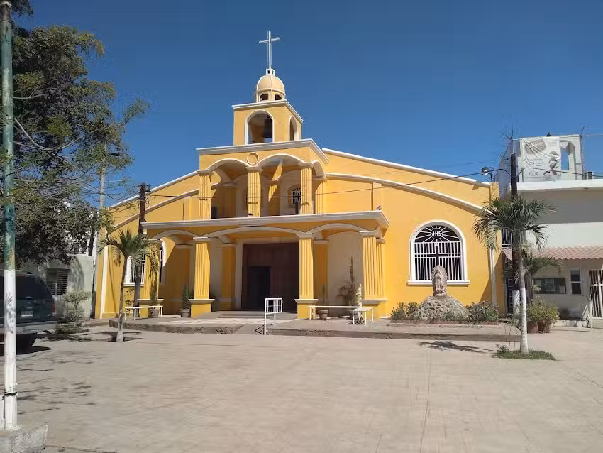 Parroquia El Sant&iacute;simo Sacramento