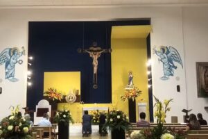 Parroquia Mar&iacute;a La Virgen Fiel.