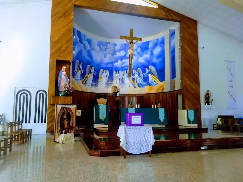 Parroquia Mar&iacute;a Reina de la Paz