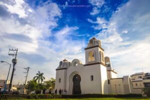 Parroquia Nuestra Se&ntilde;ora De La Paz, Real Del Sur