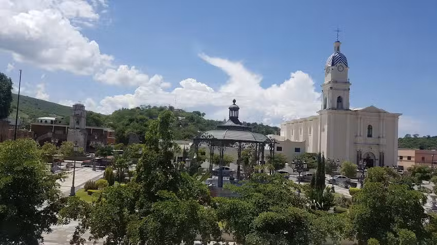 Parroqu&iacute;a Nuestra Se&ntilde;ora de Tonaya