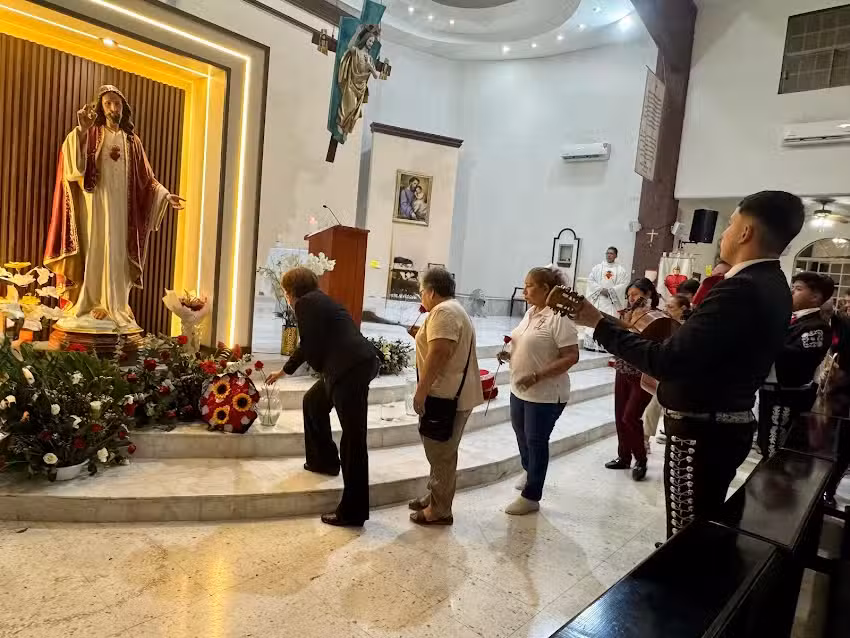 Parroquia Sagrado Coraz&oacute;n de Jes&uacute;s en Cadereyta A.R.