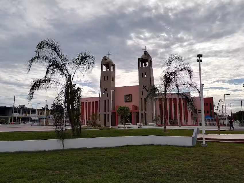 Parroquia San Antonio de Padua Iglesia