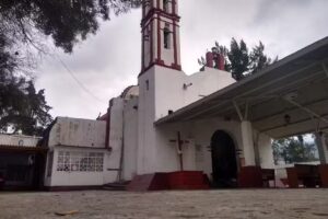 Parroquia San Juan Bautista y San Pedro Apóstol
