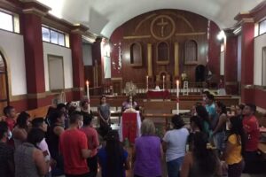 Parroquia San Mateo Ap&oacute;stol, Pi&ntilde;as