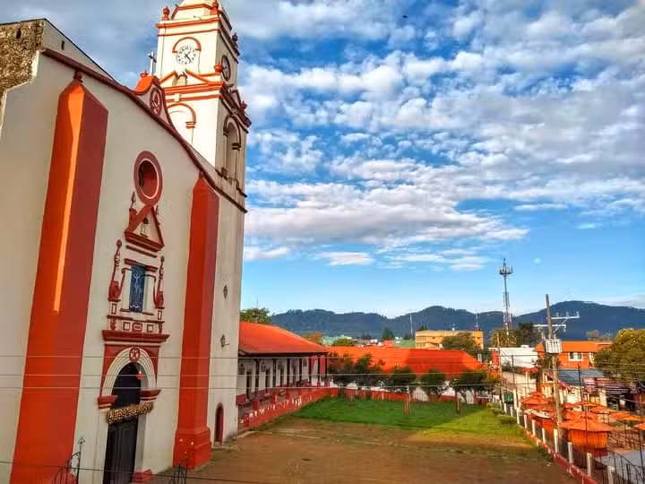 Parroquia San Pedro Ap&oacute;stol