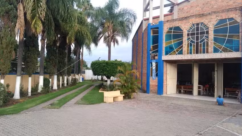 Parroquia Santa Mar&iacute;a de la Cruz