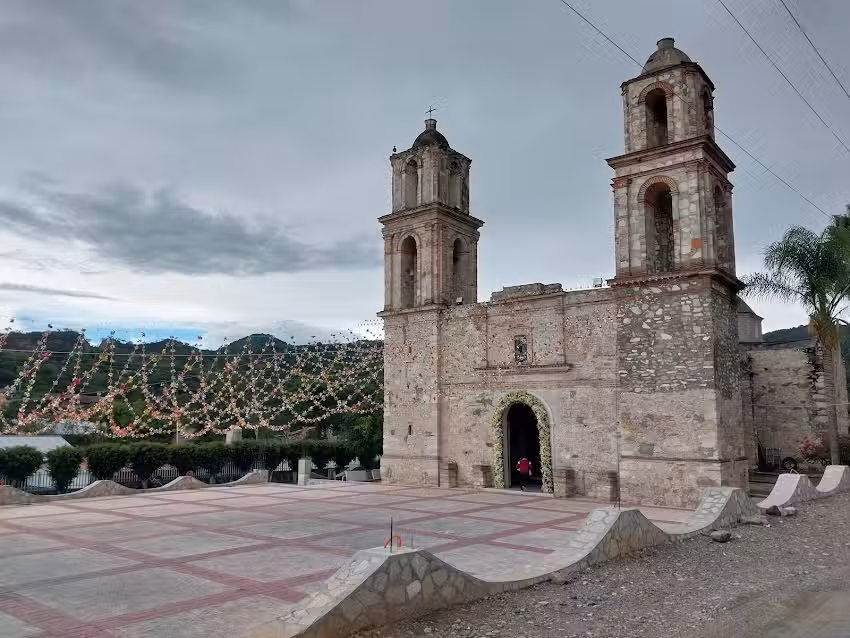 Parroquia Santiago Ap&oacute;stol