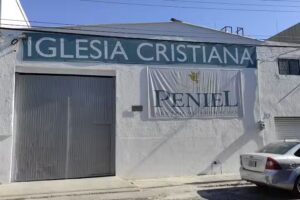 PENIEL CENTRO DE ADORACION