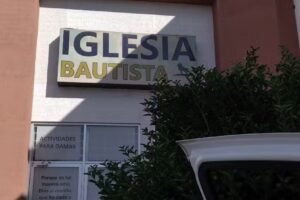 Primera Iglesia Bautista Campus Leones