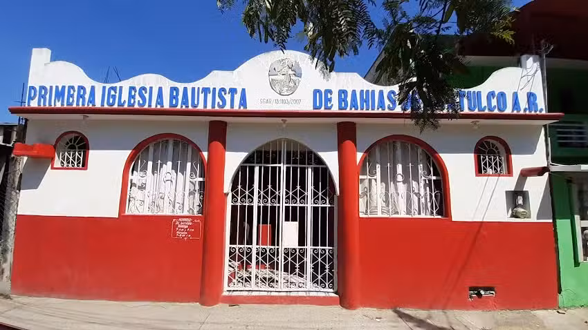 Primera Iglesia Bautista de Bah&iacute;as de Huatulco