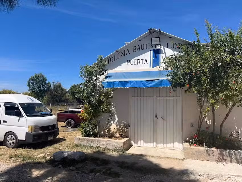 Primera iglesia bautista fundamental puerta abierta