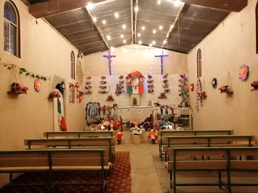 Rancho cotorras la virgen de piedra