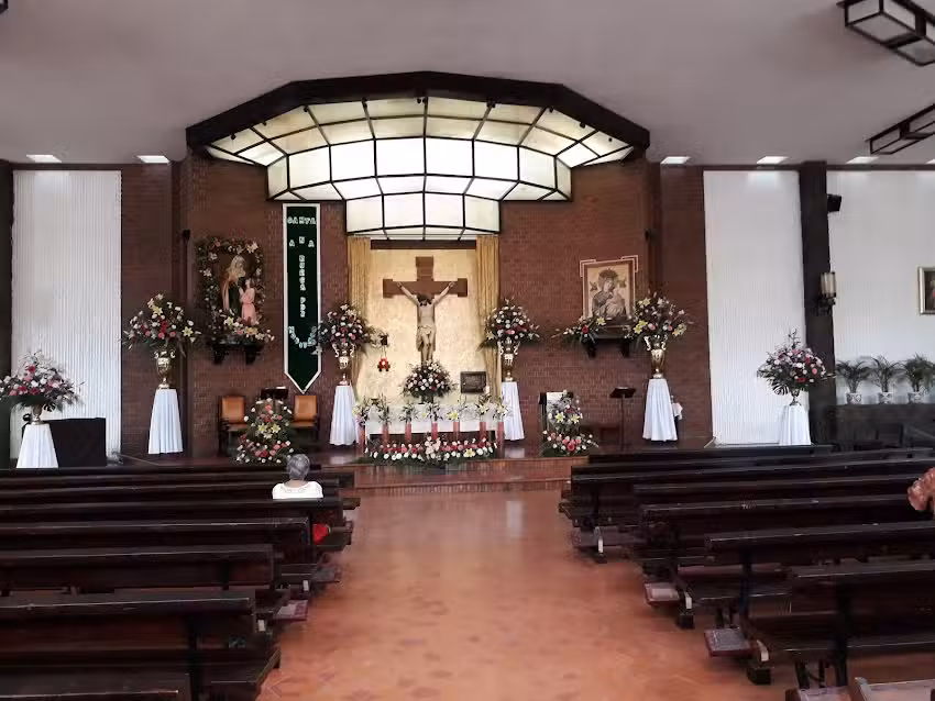 Rector&iacute;a de Santa Ana y Perpetuo Socorro (Santa Anita)