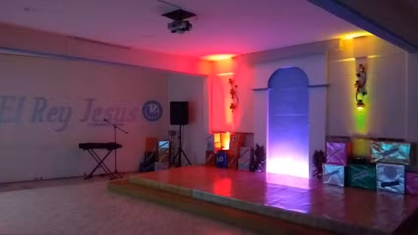 Red de Ministerios Sobrenaturales El Rey Jes&uacute;s