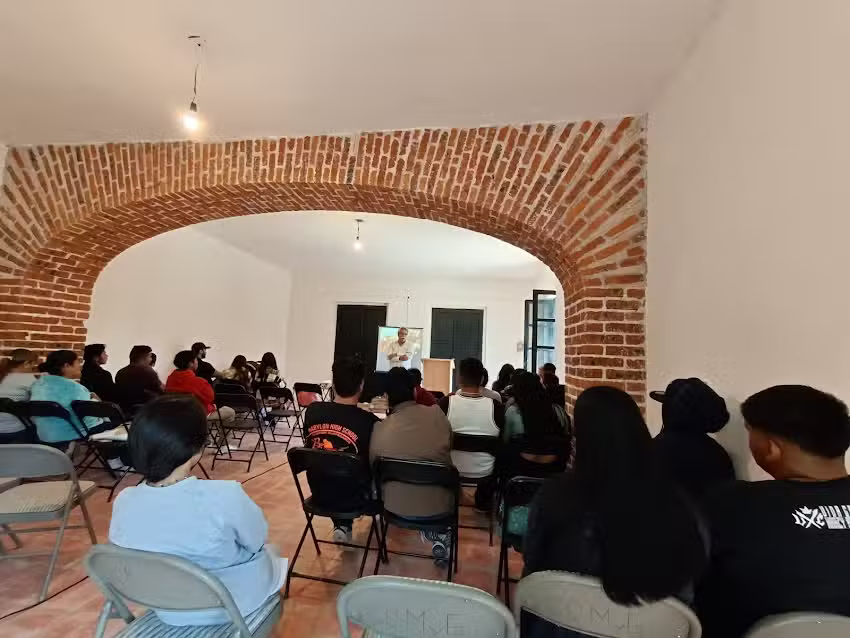 Redenci&oacute;n Centro Cristiano