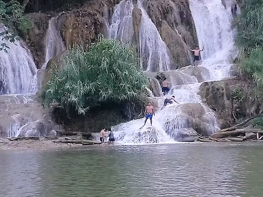 Sal&oacute;n del Reino de los Testigos de Jehov&aacute;