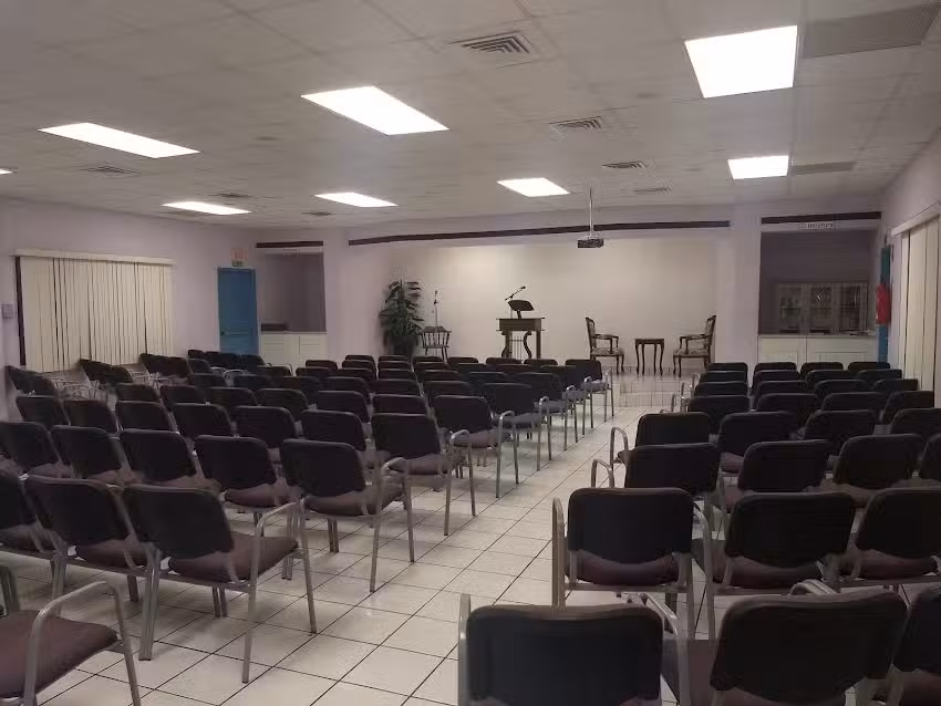 Sal&oacute;n del Reino de los Testigos de Jehov&aacute;