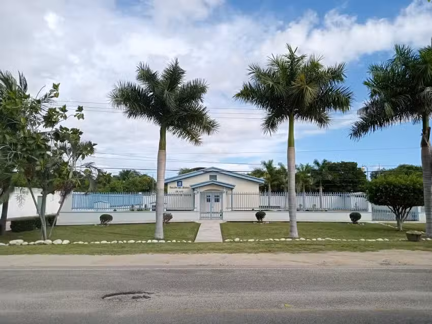 Sal&oacute;n del Reino de los Testigos de Jehov&aacute;
