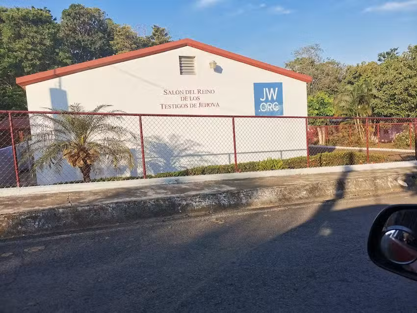 Sal&oacute;n del Reino de los Testigos de Jehov&aacute;