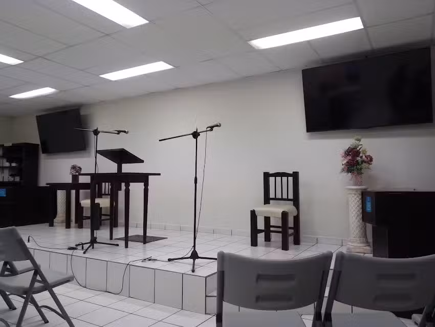 Sal&oacute;n del Reino de los Testigos de Jehov&aacute;