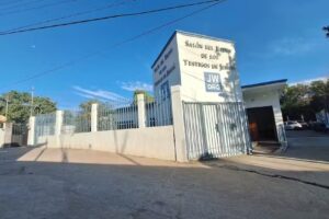 Sal&oacute;n del Reino de los Testigos de Jehov&aacute;