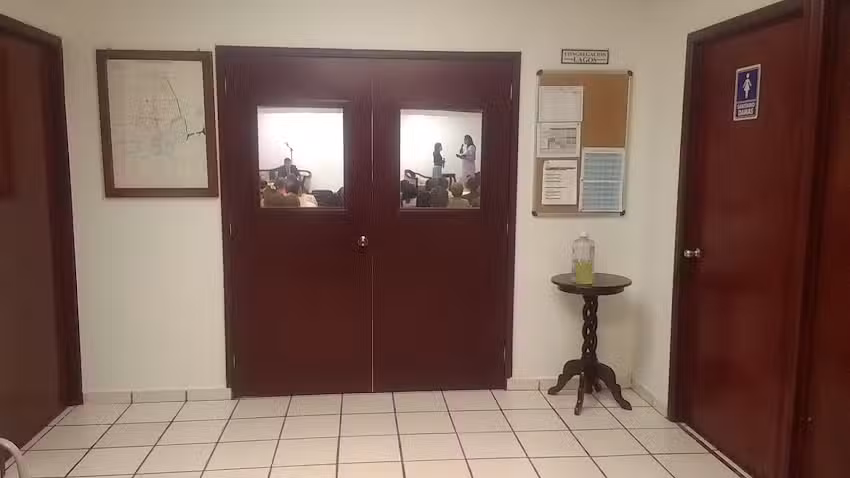 Sal&oacute;n del Reino de los testigos de Jehov&aacute;