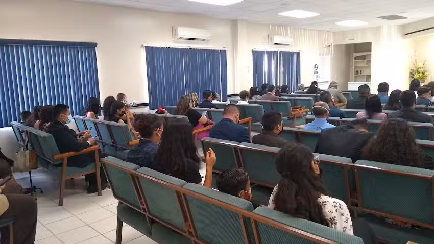 Sal&oacute;n del Reino de los Testigos de Jehov&aacute;
