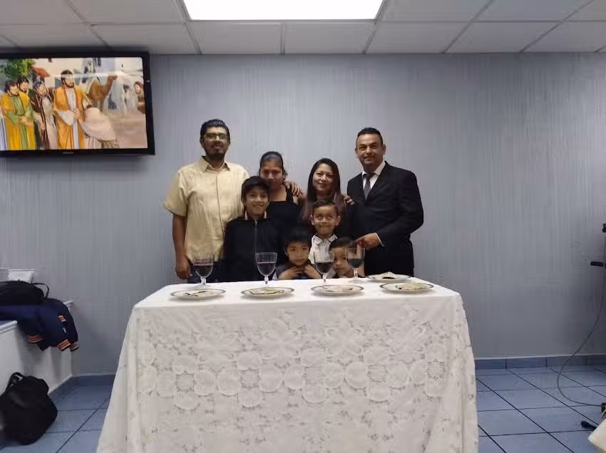 Sal&oacute;n del Reino de los Testigos de Jehov&aacute;