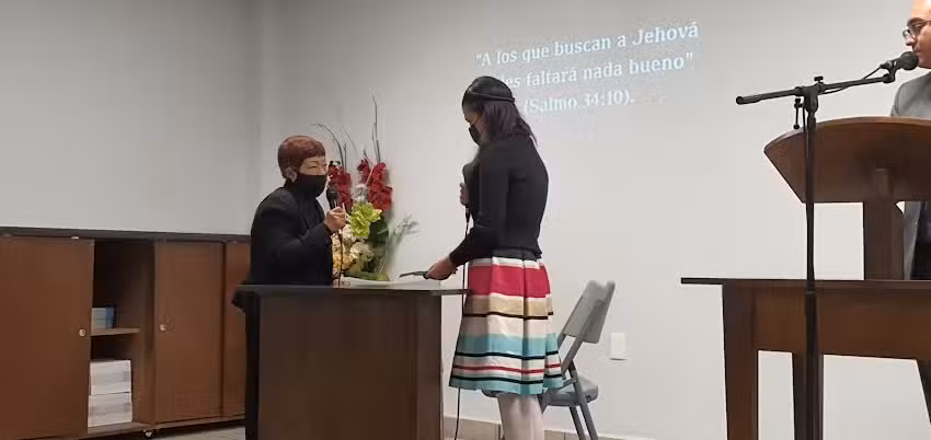 Sal&oacute;n del Reino de los Testigos de Jehov&aacute;