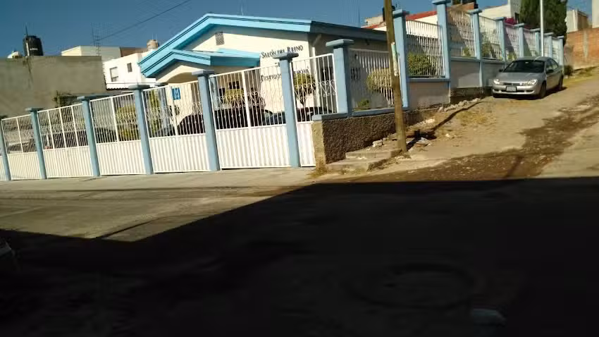 Sal&oacute;n del Reino de los Testigos de Jehov&aacute;